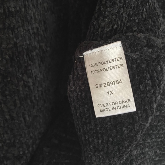 NWT Maverick The Collection Women's Open Shoulder Teddy Plush Sweater [US 1X] - Picture 4 of 14